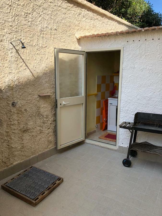 Villa Relax Calabernardo Bagian luar foto